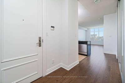 Unit 920 — 10 Bloorview Place — photo 6