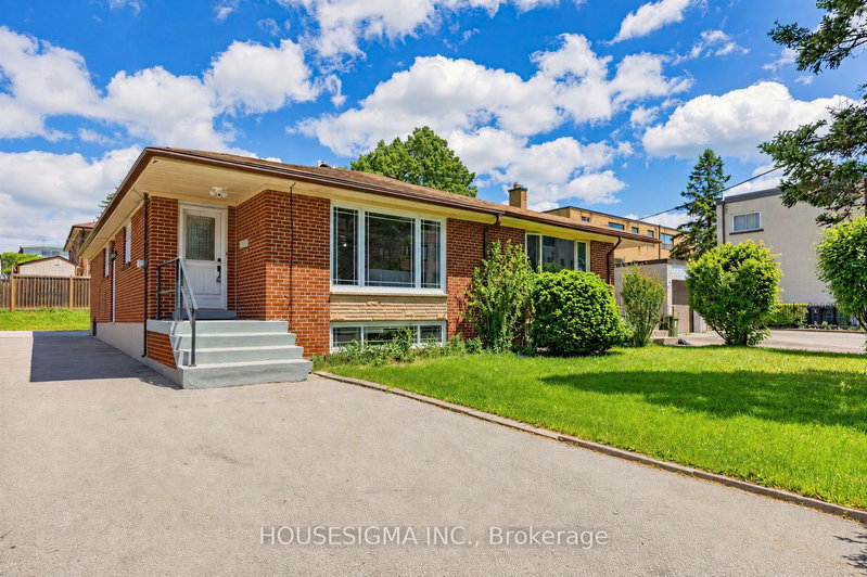 Unit Main Floor — 51 Tisdale Avenue, Toronto