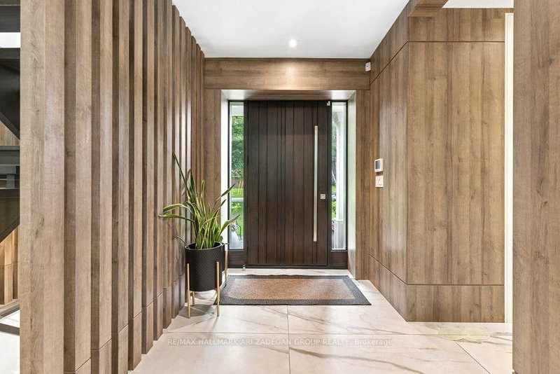 150 Sandringham Drive Unit .