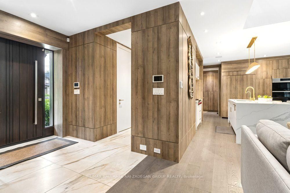 150 Sandringham Drive • #. • Toronto, ON photo 33