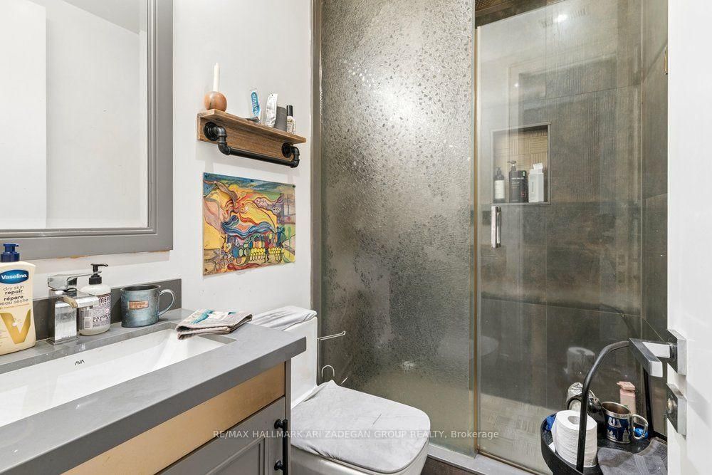 150 Sandringham Drive • #. • Toronto, ON photo 44