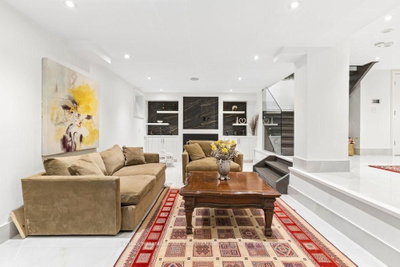150 Sandringham Drive • #. • Toronto, ON photo 7