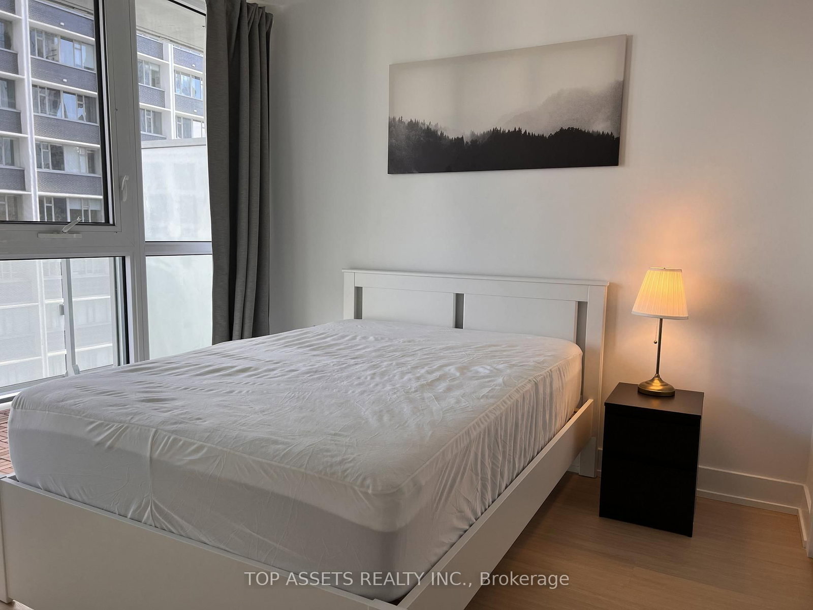 1707-7 Grenville Street, Toronto, ON, photo 3