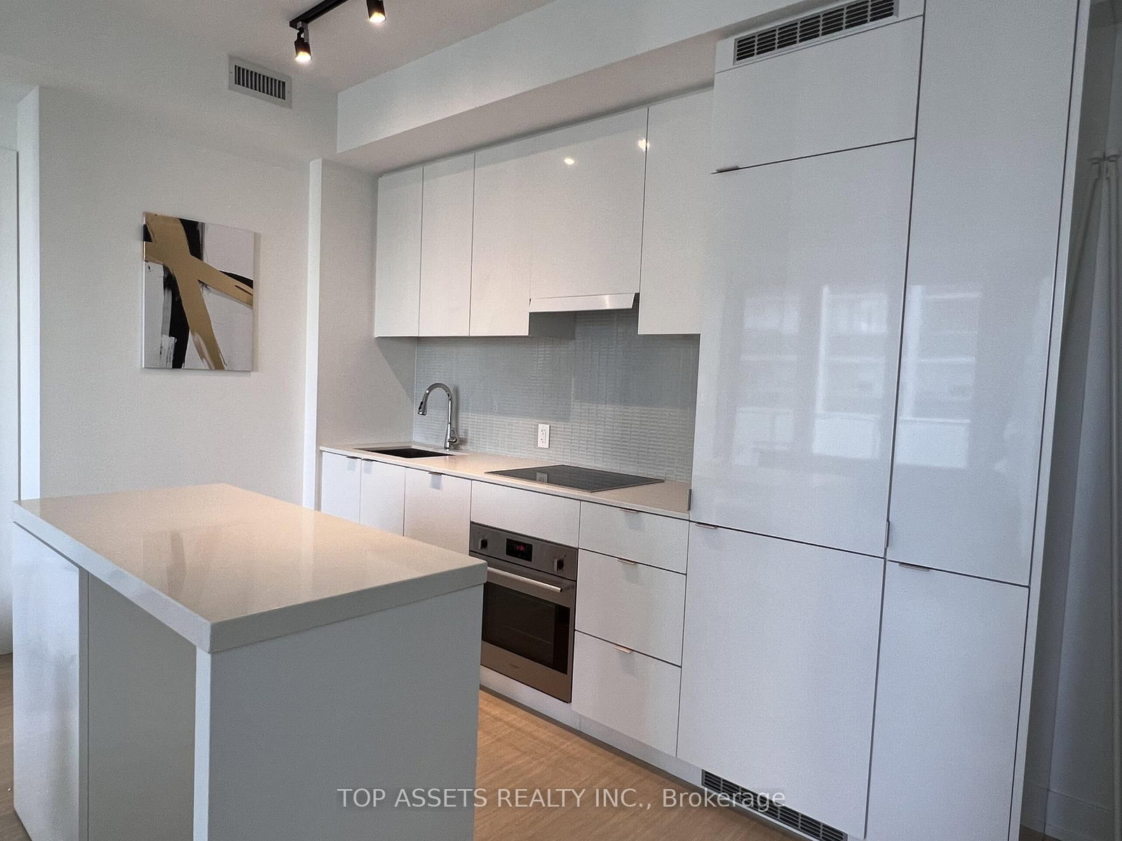 1707-7 Grenville Street, Toronto, ON, photo 4
