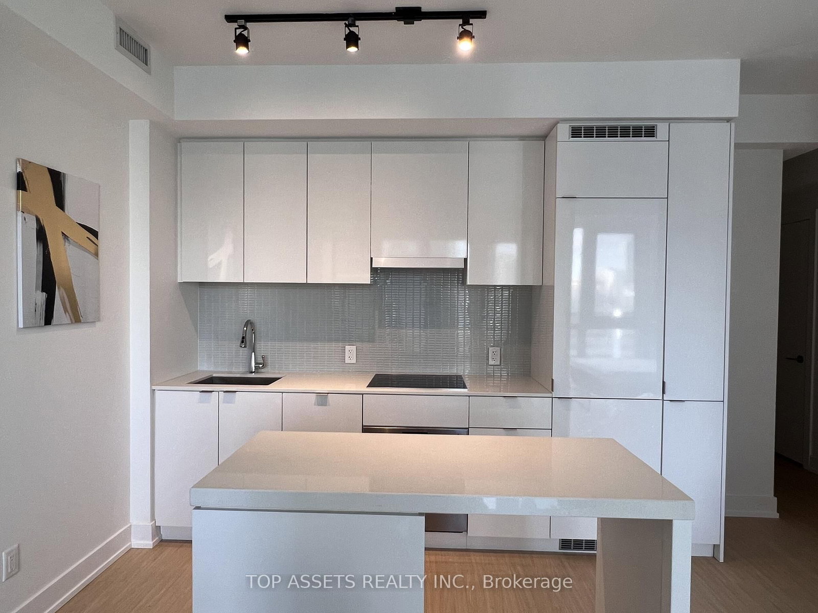 1707-7 Grenville Street, Toronto, ON, photo 5