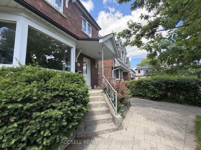 64 Parklea Drive