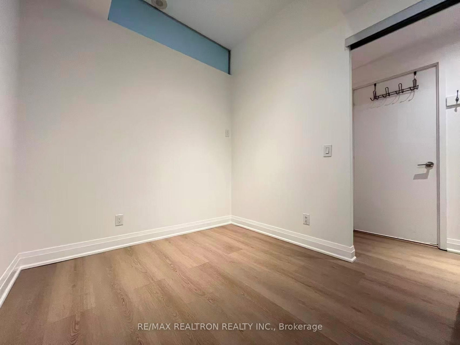 8 Charlotte Street • #214 • Toronto, ON photo 18