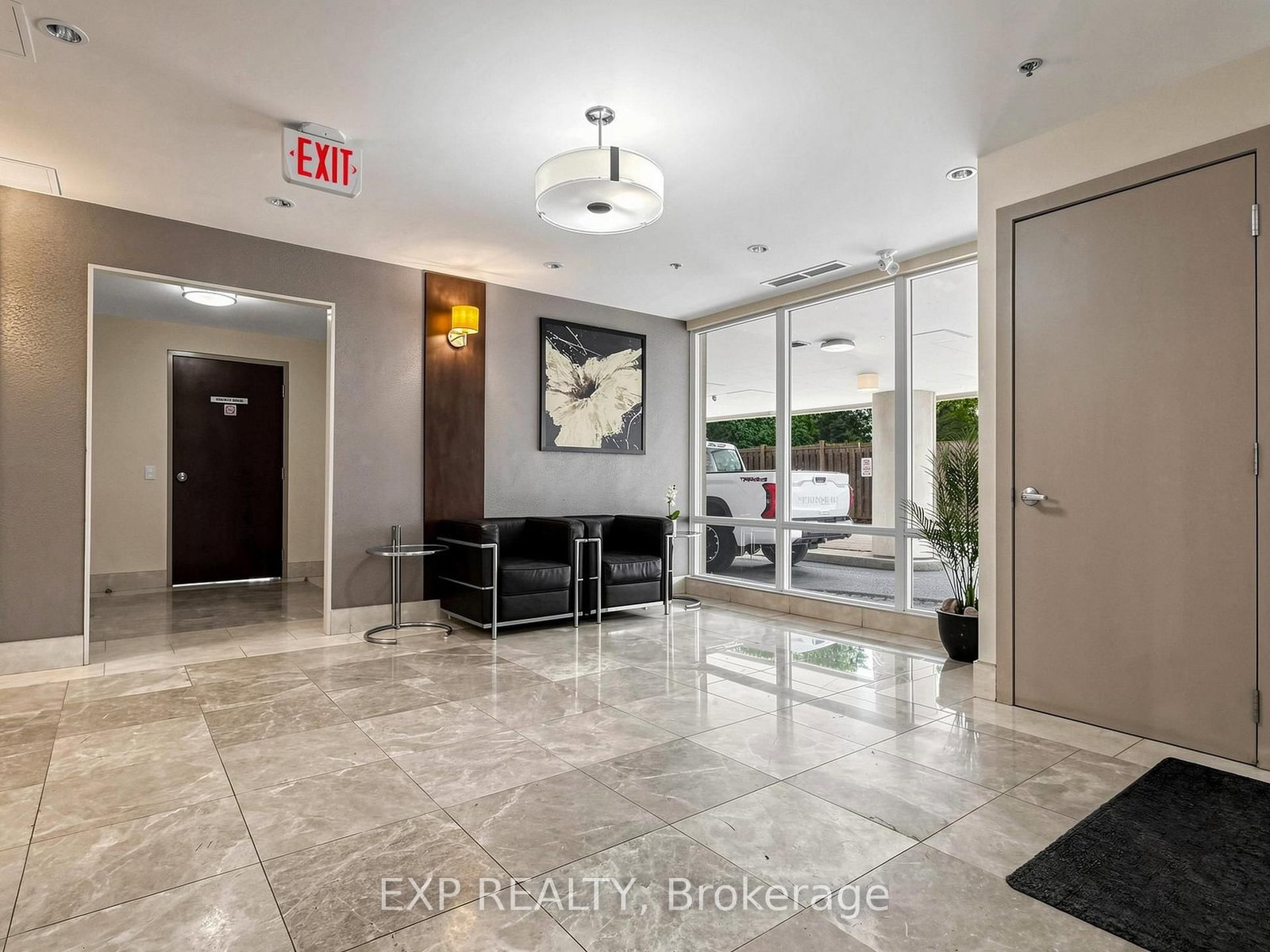 302-801 Sheppard Avenue, Toronto, ON, photo 2
