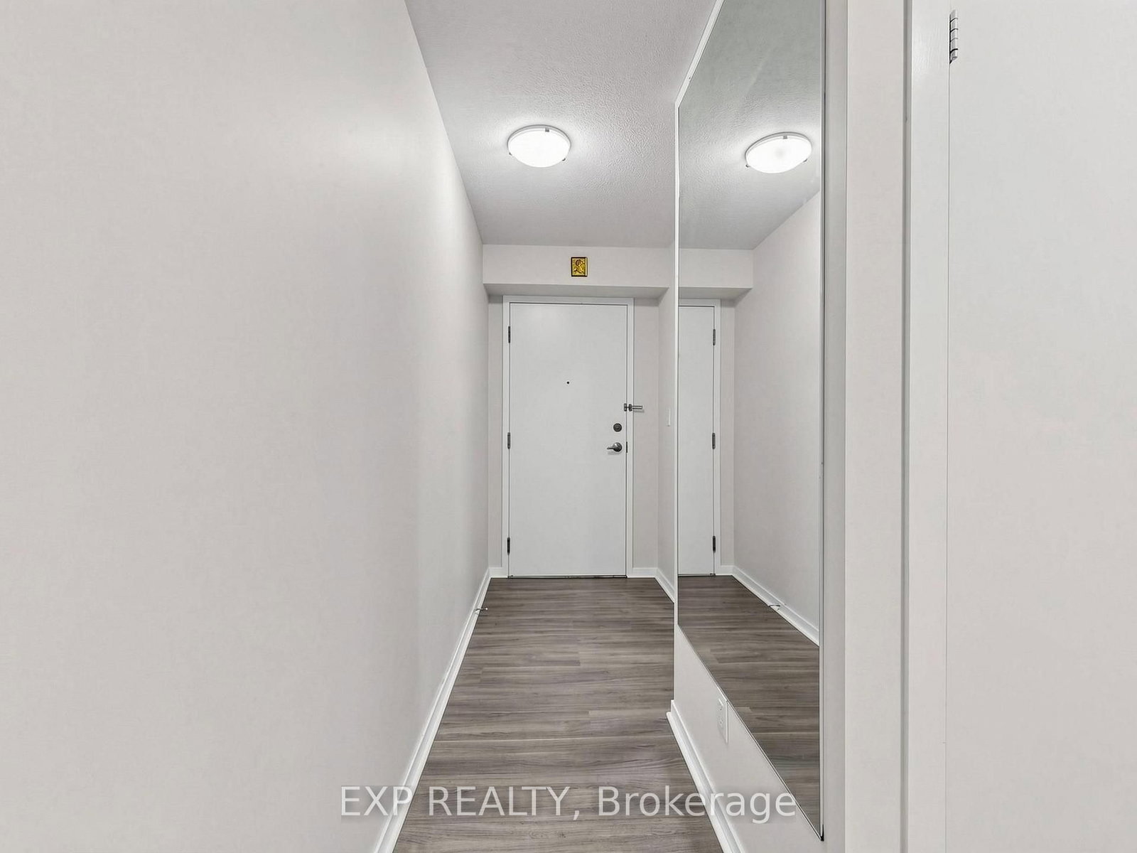 302-801 Sheppard Avenue, Toronto, ON, photo 4