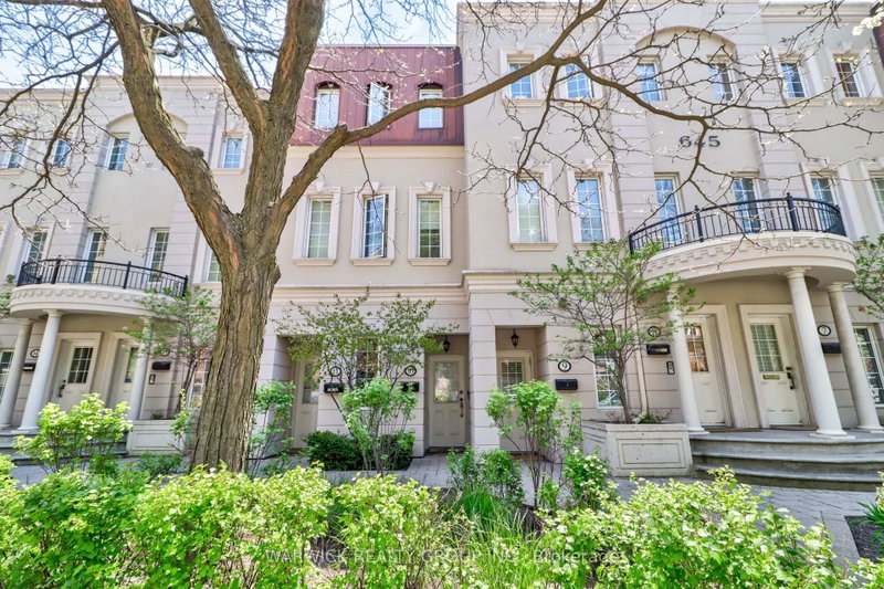 home for lease on 10-645 Davenport Road
