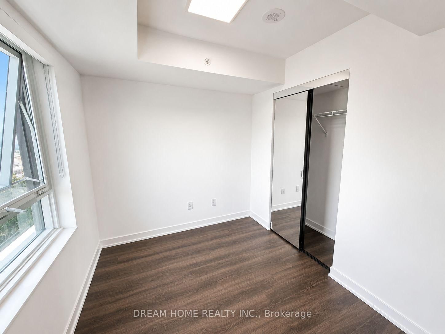 2009-609 Sherbourne Street, Toronto, ON, photo 5