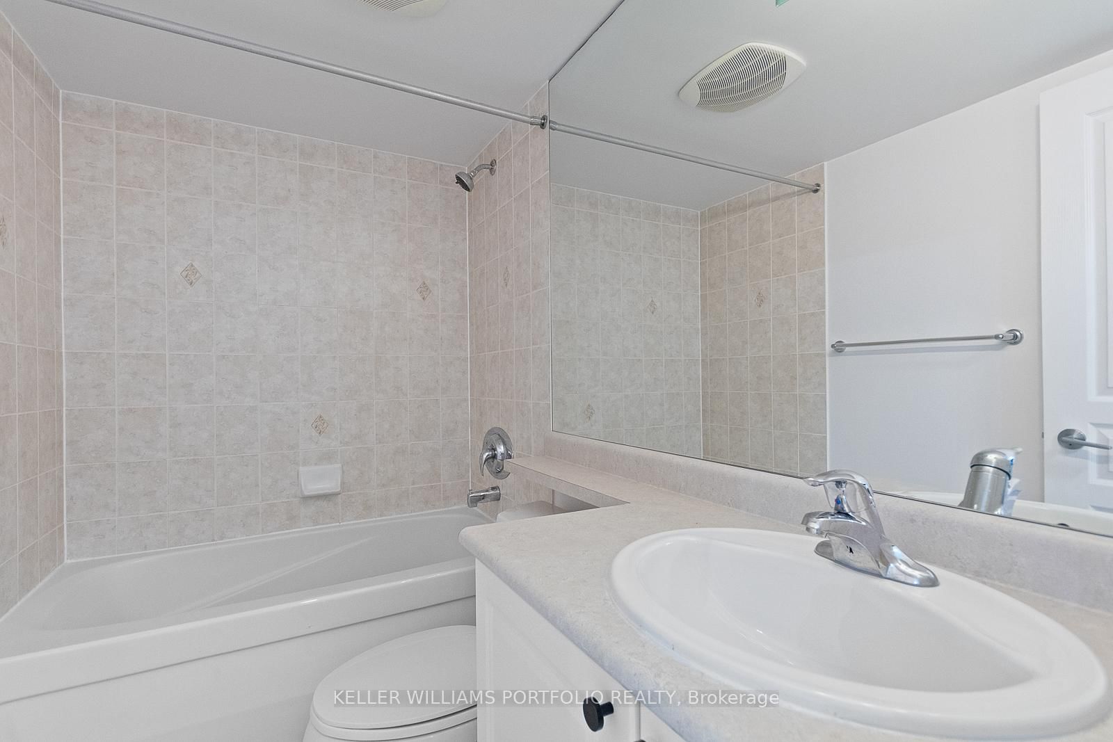 1504-18 Yonge Street, Toronto, ON, photo 5