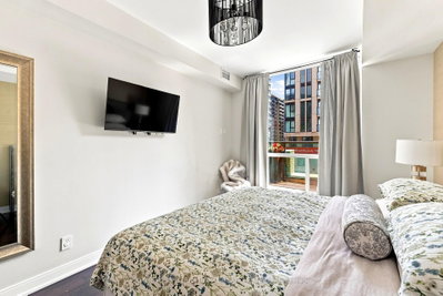 88 Broadway Avenue • #409 • Toronto, ON photo 9