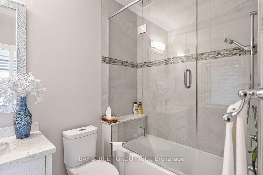 36A Doverwood Court • Toronto, ON photo 23