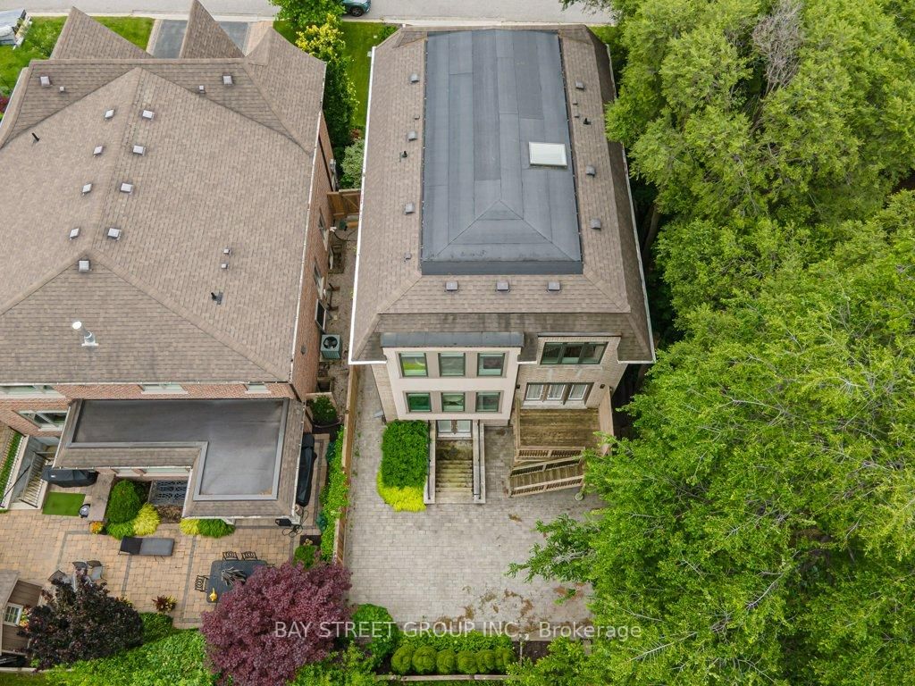 36A Doverwood Court • Toronto, ON photo 47