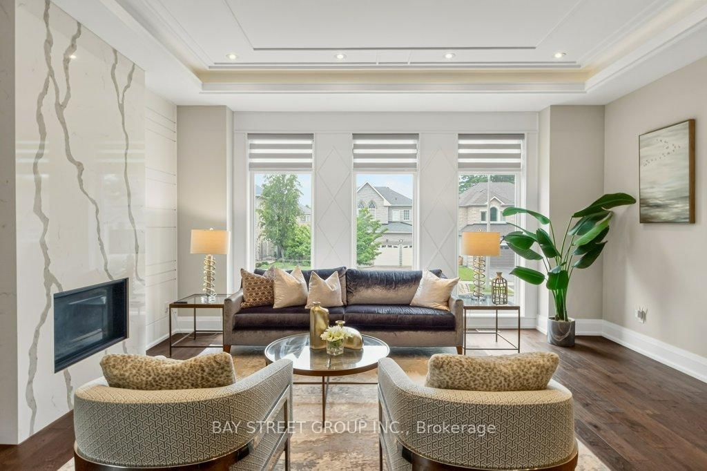36A Doverwood Court • Toronto, ON photo 6