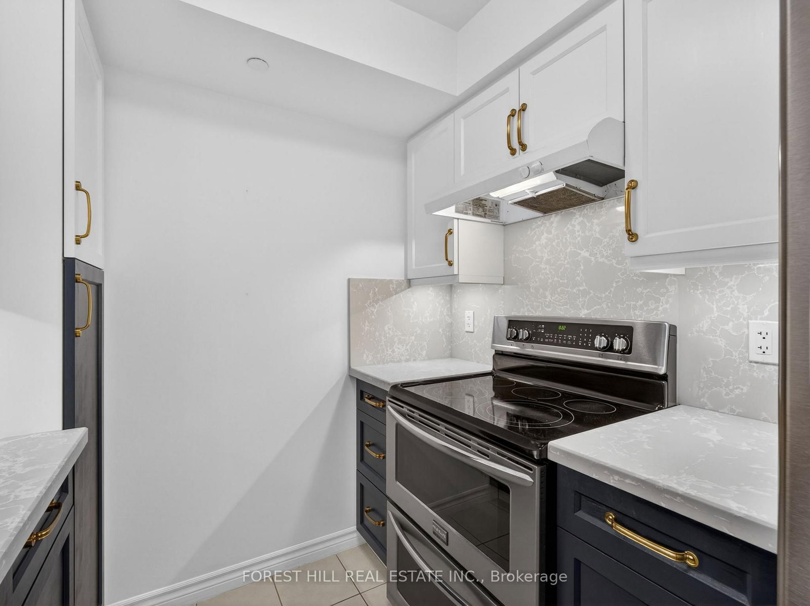 35 Saranac Boulevard • #224 • Toronto, ON photo 7