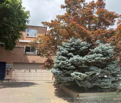 133 Stillwater Crescent