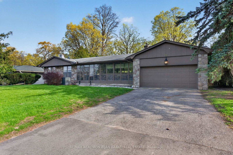 73 Forest Grove Drive