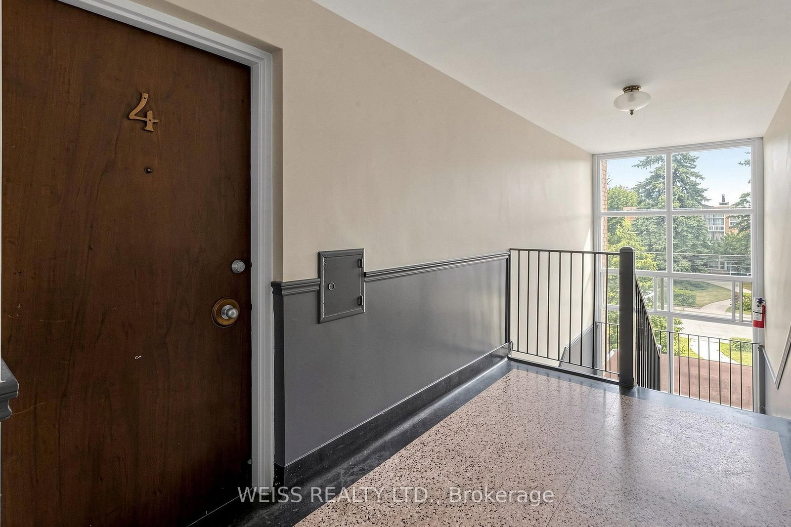 4 - 17 Fraserwood Avenue, Toronto 3