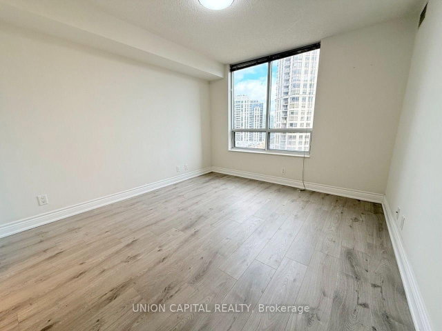 1007 - 78 Harrison Garden Boulevard