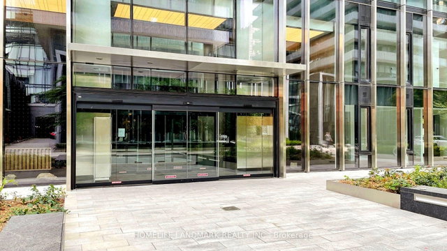 TH05 - 55 Charles Street E