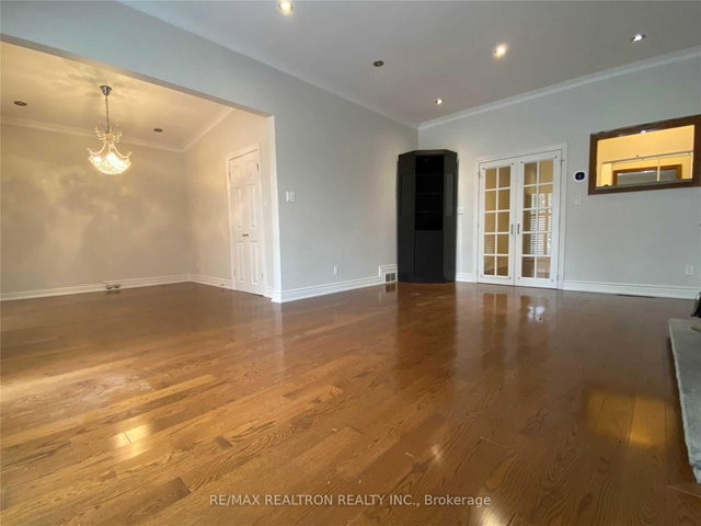 38 Bayberry Crescent