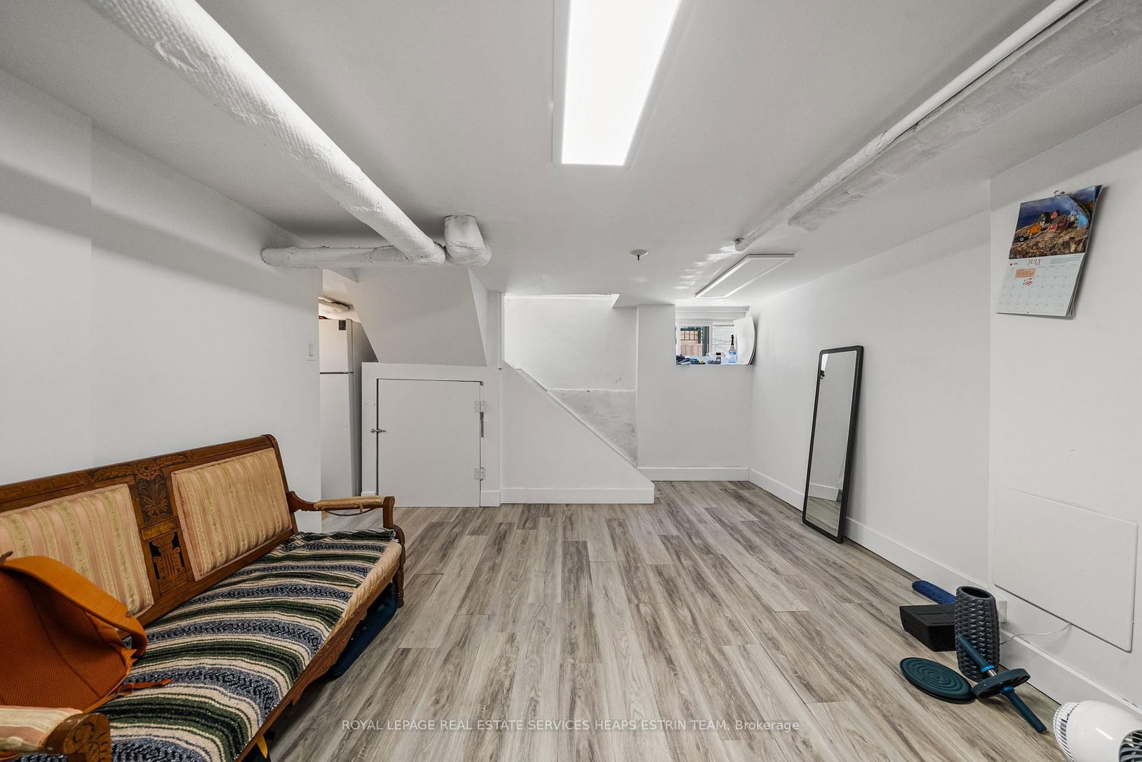Lower-330 St Clair Avenue, Toronto, ON, photo 4