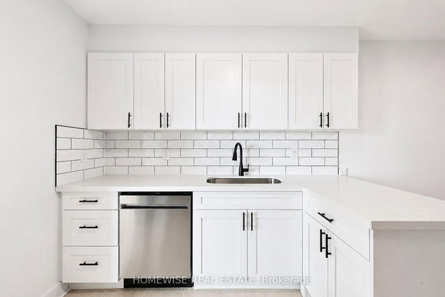 307 - 2500 Bathurst Street