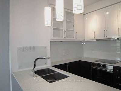 Unit 401 — 21 Clairtrell Road — photo 4