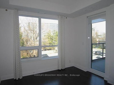 Unit 401 — 21 Clairtrell Road — more photos