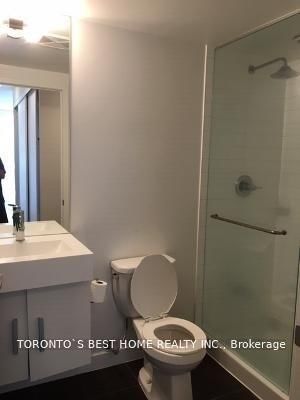Unit Master — 428 Lake Shore/ G06 Boulevard W — photo 6