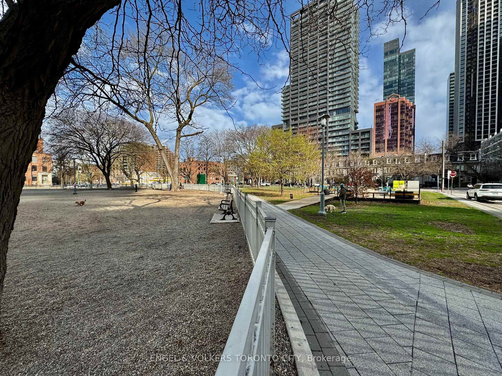393 King Street W • #706 • Toronto, ON photo 43