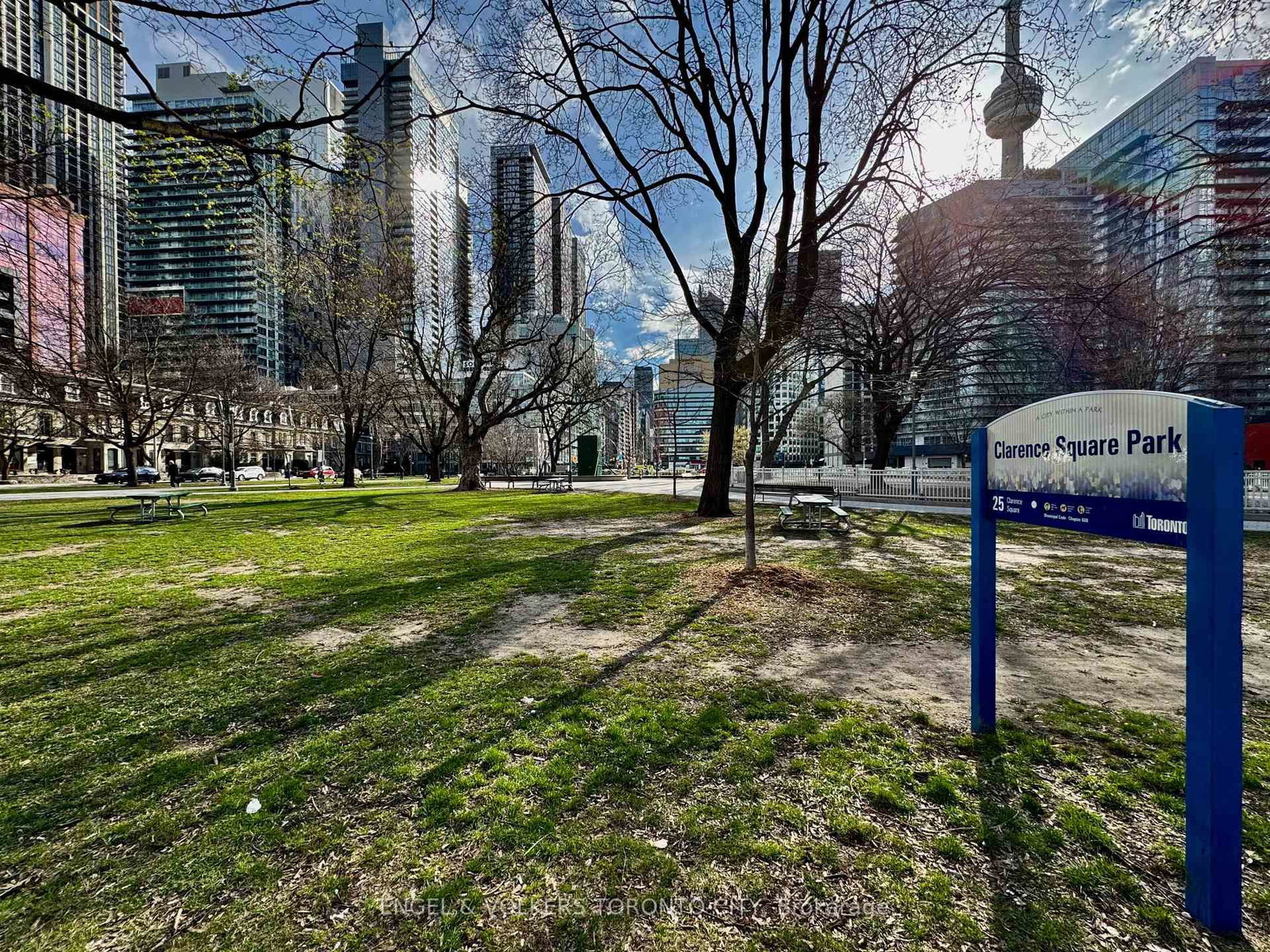 393 King Street W • #706 • Toronto, ON photo 44