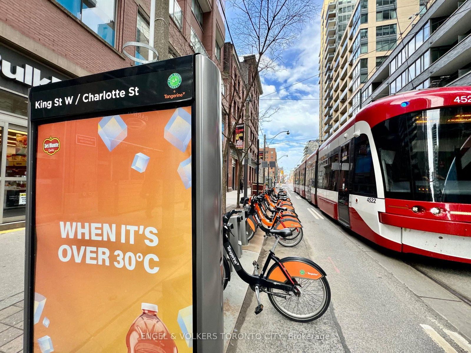 393 King Street W • #706 • Toronto, ON photo 48