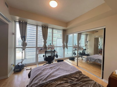 Unit 1903 — 55 Bremner Boulevard — photo 3