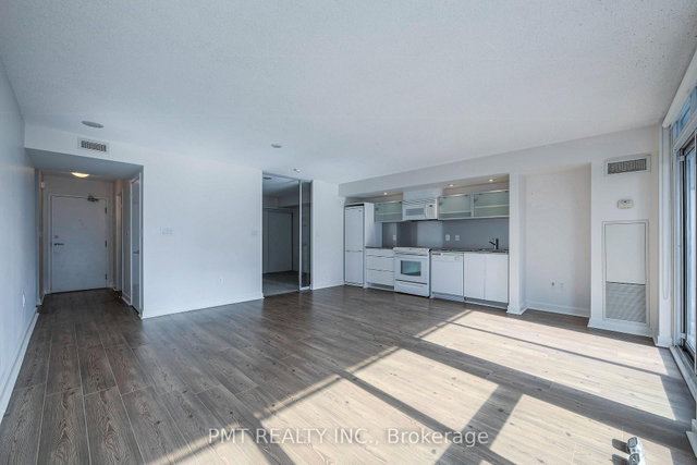 1721 - 4K Spadina Avenue