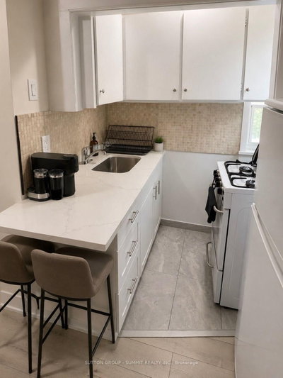 Unit 307 — 98 VAUGHAN Road — photo 5