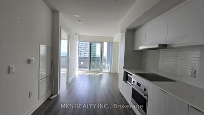 Unit 4506 — 138 Downes Street — photo 4