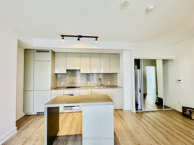 Unit 3811 — 7 Grenville Street — photo 3