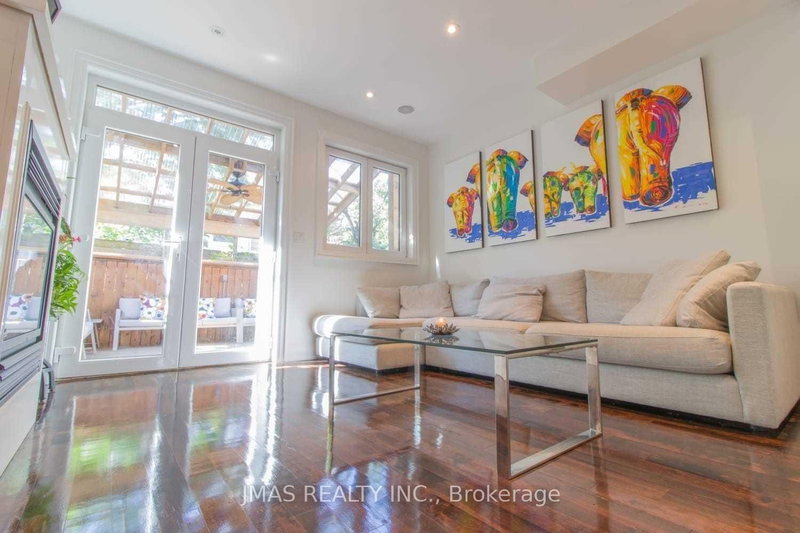 268 Manning Avenue