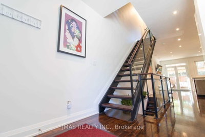 268 Manning Avenue — photo 5