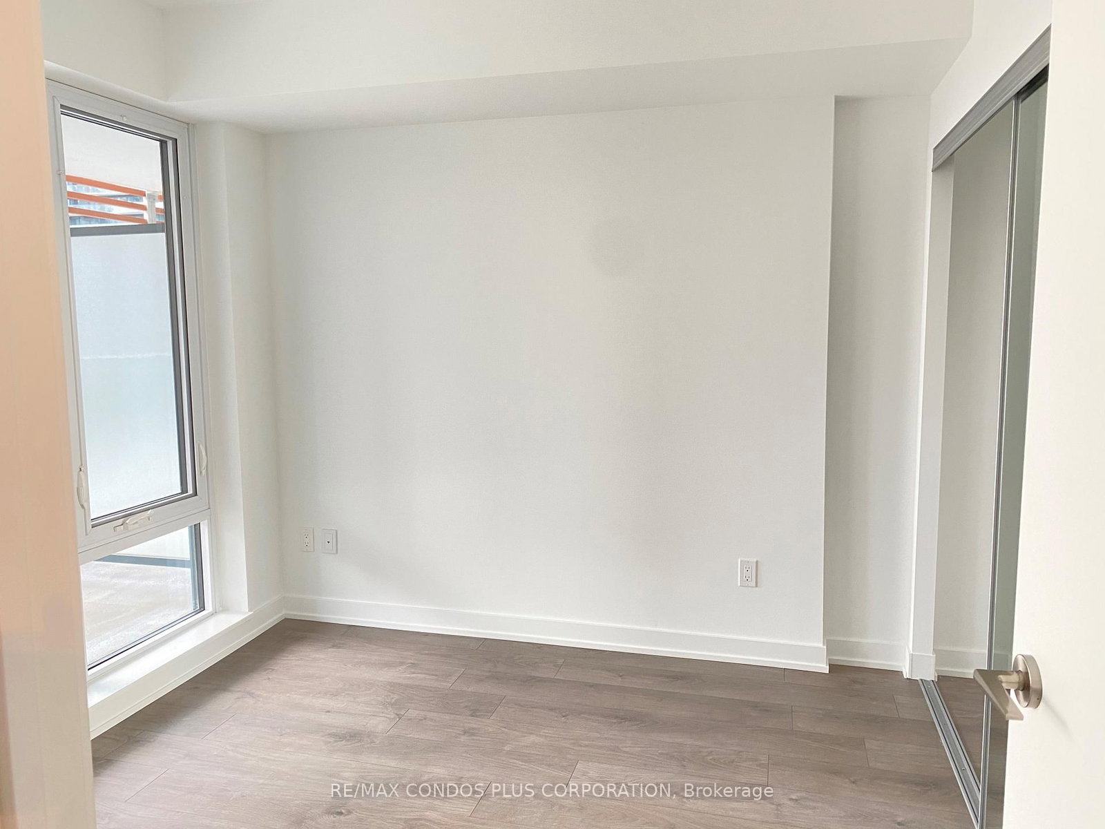 18 Maitland Terrace • #1706 • Toronto, ON photo 7