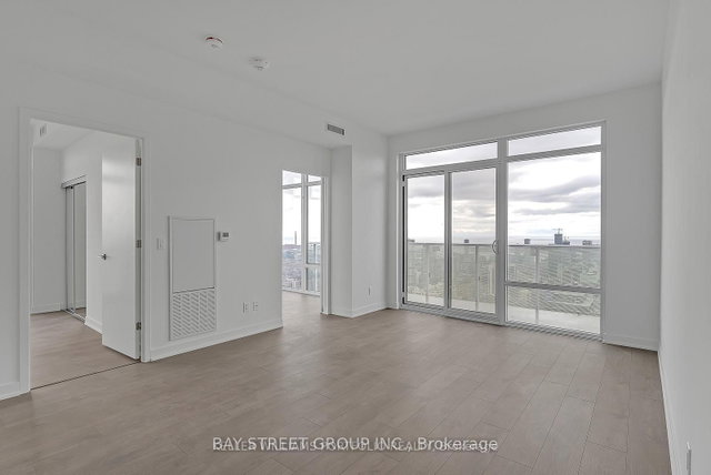 3209 - 501 Yonge Street