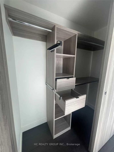 Unit 1809 — 95 Mcmahon Drive — photo 5