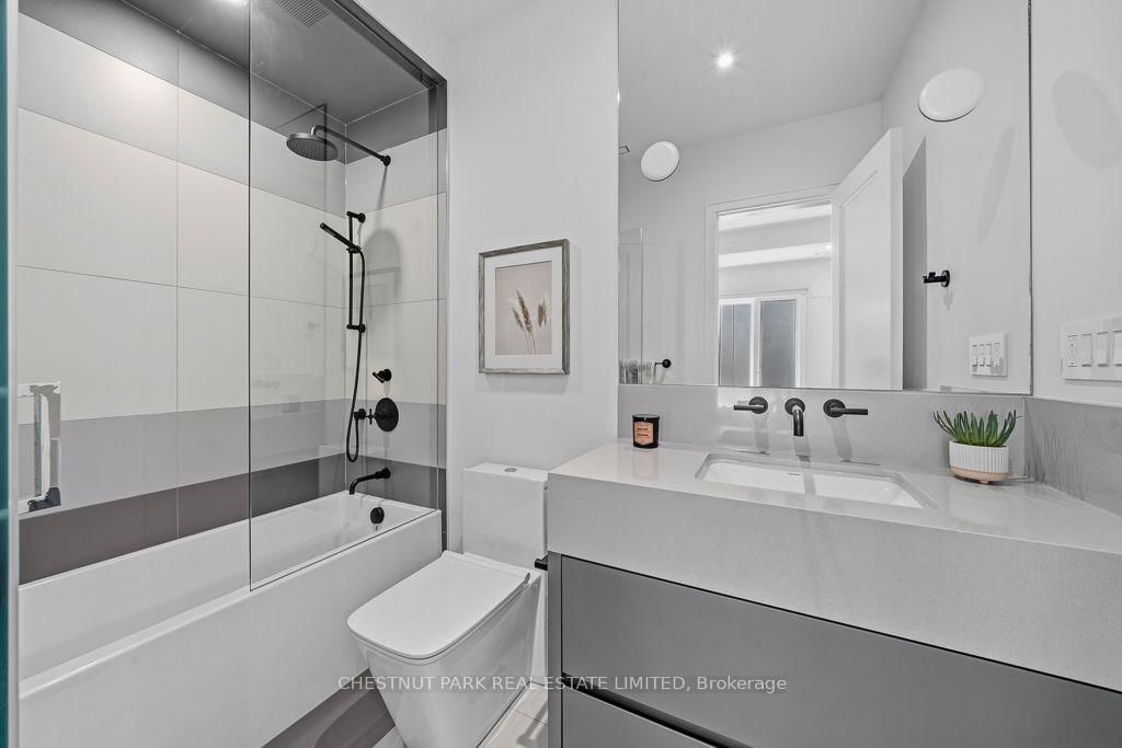 258 Cortleigh Boulevard • Toronto, ON photo 16