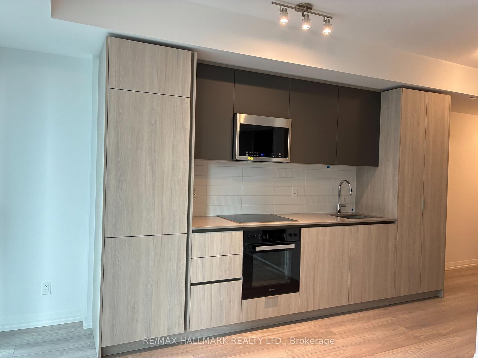 1701-400 King Street, Toronto, ON, photo 5