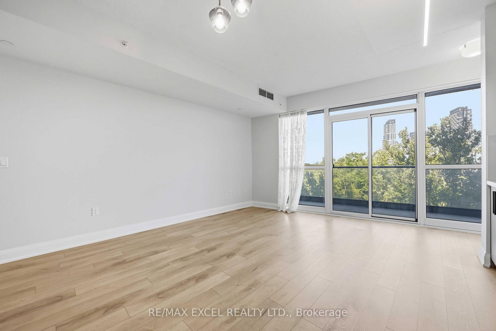 160 Vanderhoof Avenue • #417 • Toronto, ON photo 11