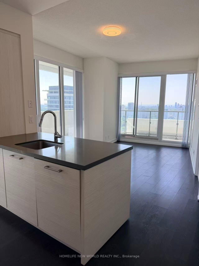 2403 - 2221 Yonge Street