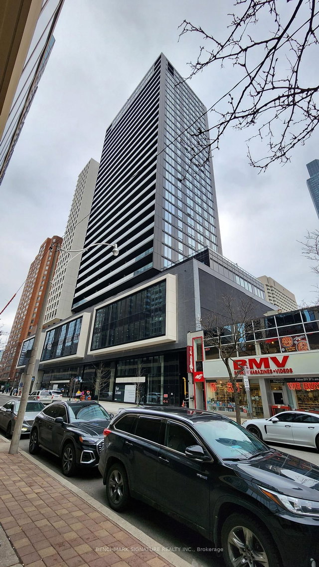 2512 - 20 Edward Street